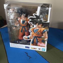 Shf Goku Super Hero