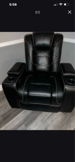 Recliner new in box