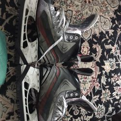 Kids Bauer Ice Skates