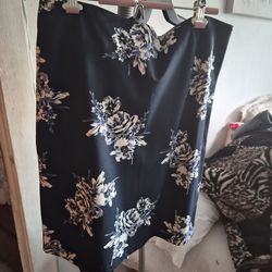 Beautiful navy flower skirt