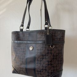 Coach Signature C Embossed Leather Heritage Tote Purse