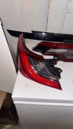 2025 toyota camry xse oem taillights