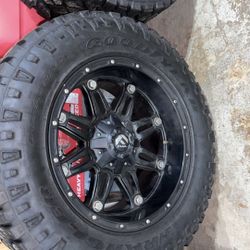 35 Inch Fuel Hostage Rims And Tires