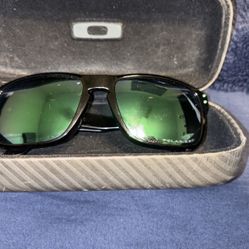 Oakley Green Polarized Sunglasses 
