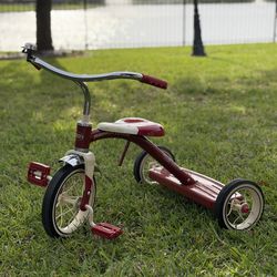 Radio Flyer kids Vintage Tricycle