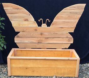 🦋 Bring a Touch of Whimsy to Your Garden! 🦋 Cedar Butterfly Garden Accent box