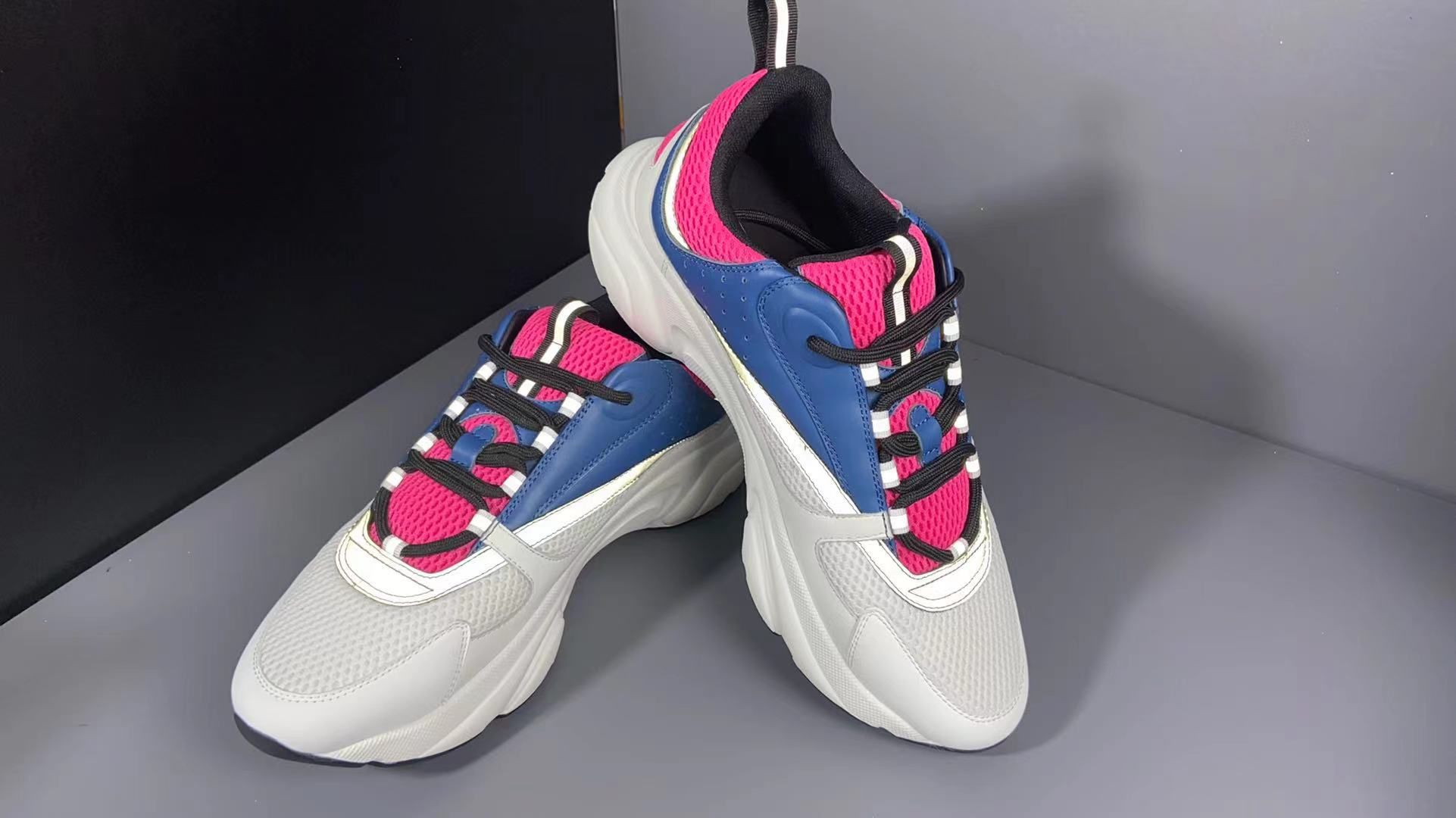 Dior B22 Pink blue