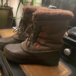 “Vintage” Women’s Sorel Boots Size 10