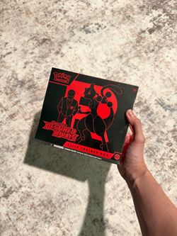 Pokemon Destined Rivals Elite Trainer Box