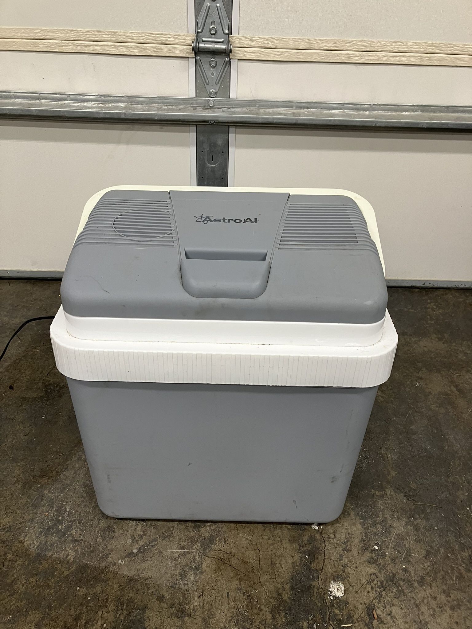 Astro AL 12volt Portable Cooler