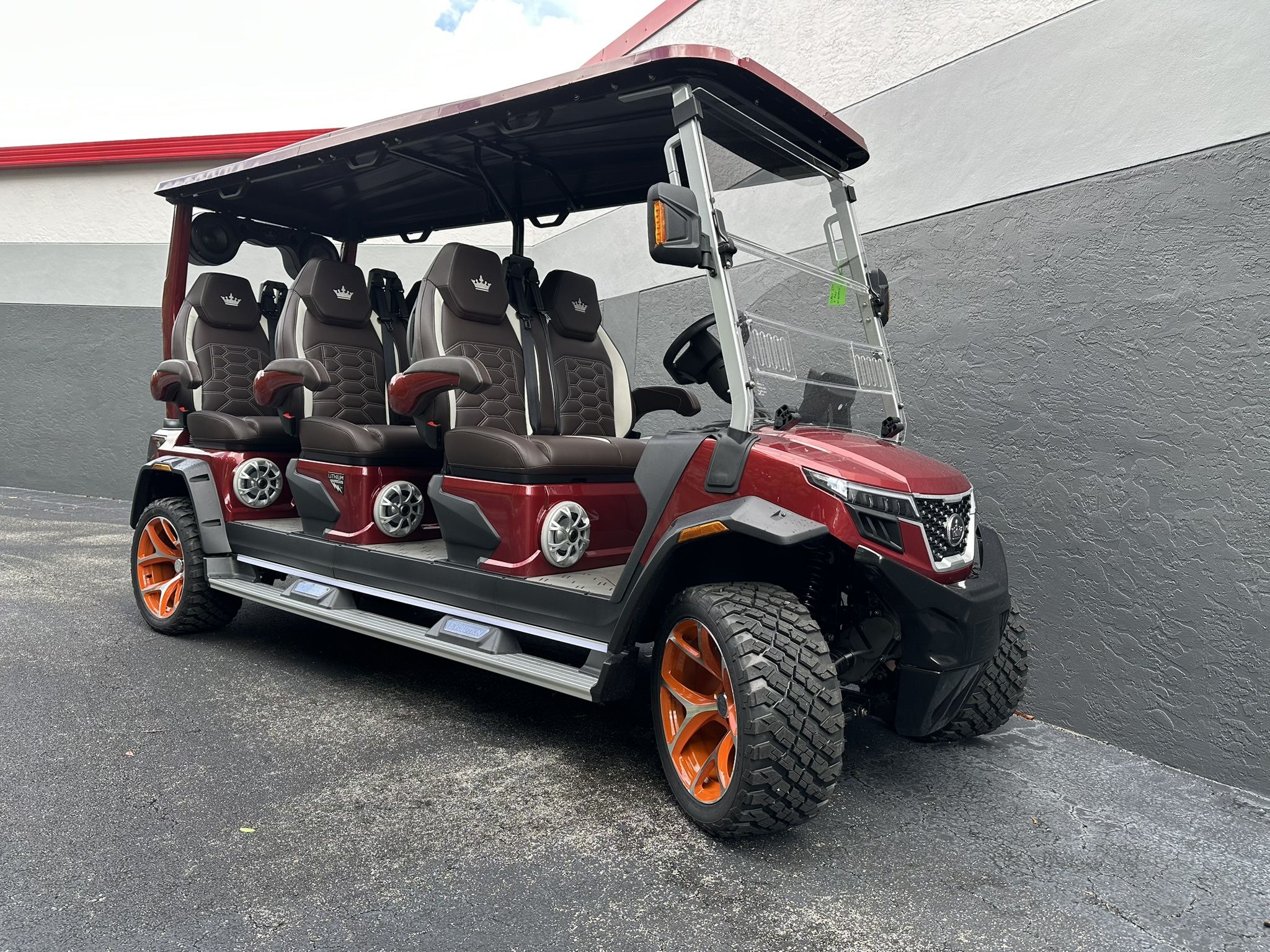 2025 Evolution XT6 LITHIUM Golf Cart