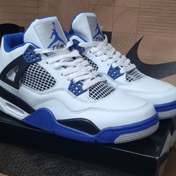 Jordan 4 Retro 