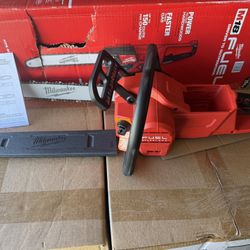 Milwaukee 16inch Battery Chain Saw 