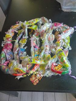 Graduation leis