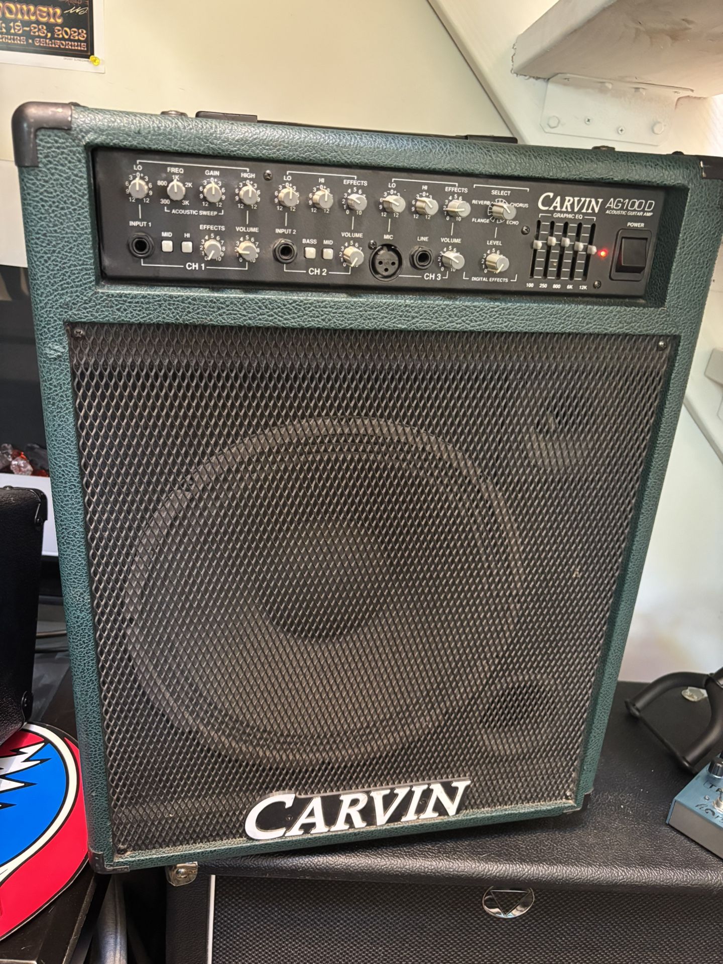 Carvin AG100D Acoustic Guitar/bass/mic Amplifier
