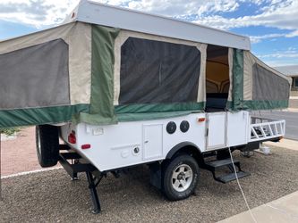 2007 StarCraft 17’ “off-road” popup camper/tent travel trailer RV