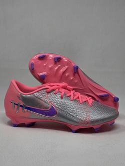 Nike x Vini Jr. Mercurial Vapor Cleats