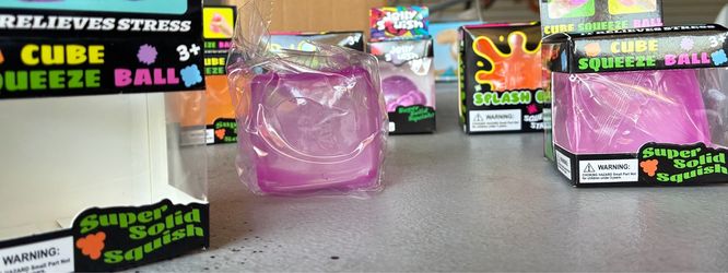 Cube squeeze