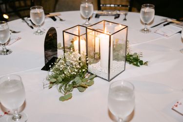 Hurricane Lanterns for Wedding (36)