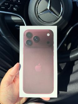 iPhone 18 pro max 256gb Burgundy