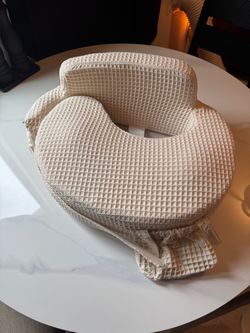 My Brest Friend Waffle Knit Baby Nursing Pillow