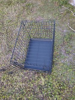 Medium Sized Dog Crate New Condition