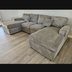 Sectional Set 