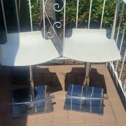 2 Bar Luxury Stool Adjusted Chairs