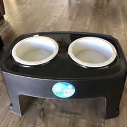 Pet Feeder