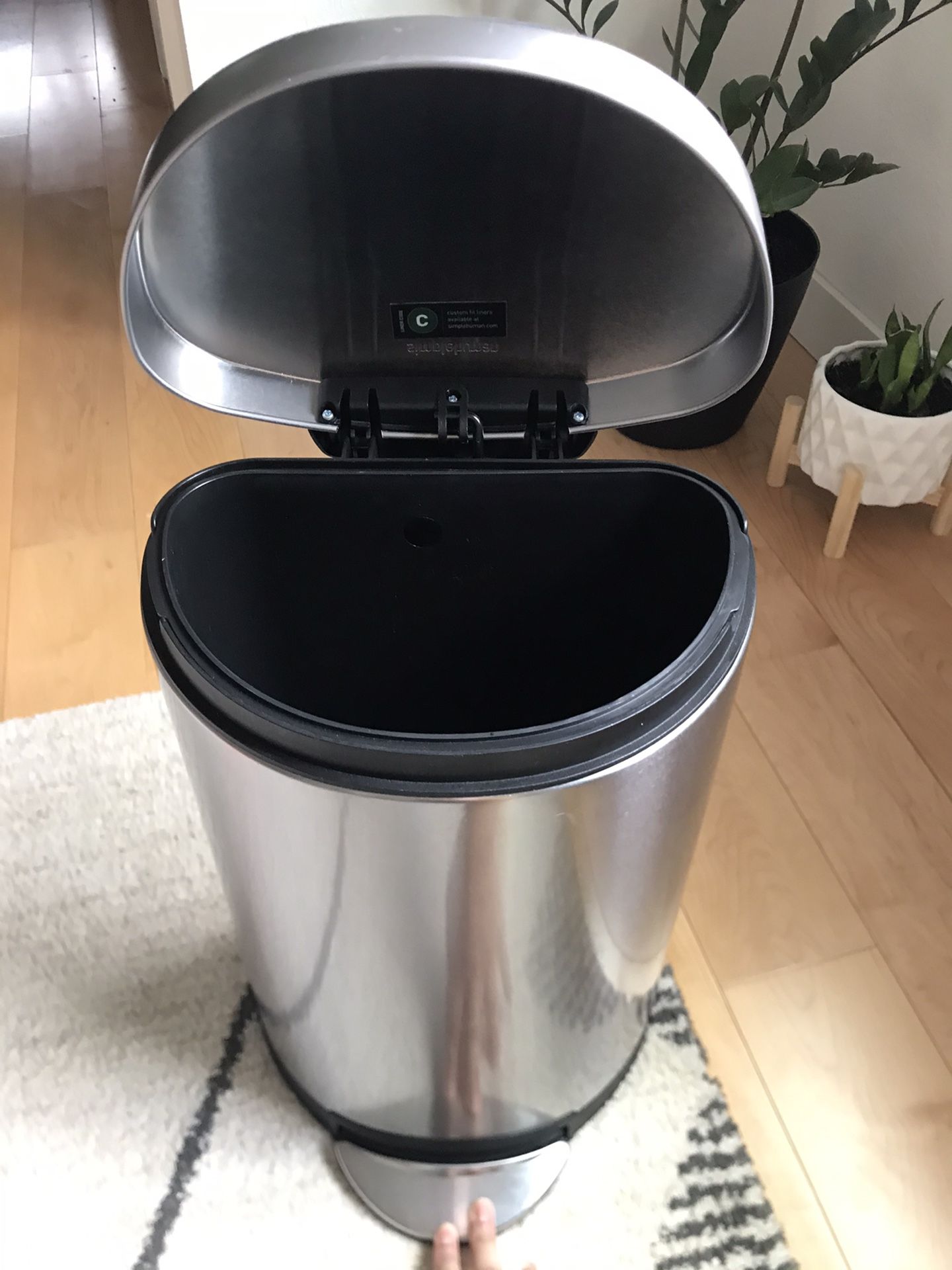 simplehuman dual compartment rectangular step can (free custom bags  included) for Sale in Seattle, WA - OfferUp