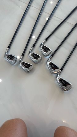 Callaway Apex DCB 2021 Irons (5-PW) UST Mamiya Recoil Dart graphite shafts Brand new Winn Dri-Tac grips Great condition, normal cosmetic wear only.