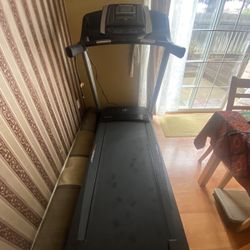 NordicTrack Flex Select Treadmill Only Used A Few Times