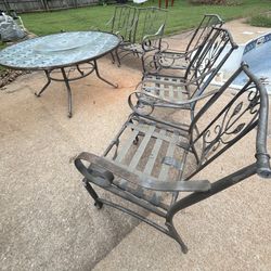 Outdoor Glass Table With Chairs 