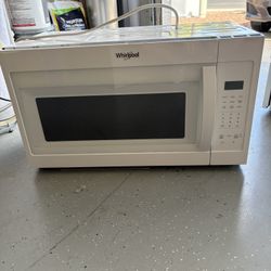 Whirlpool Microwave Over The Stove $50