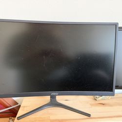Monitor - Curved Gaming Display