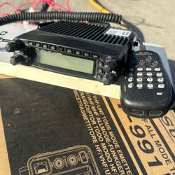YAESU FT8900 R
