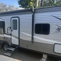 2021 Jayco Jay Flight SLX 8 224BH – Family-Ready, Clean & Loaded!