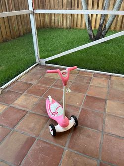Radio Flyer Toddler Scooter Pink