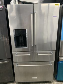 Kitchen aid 5 door in stainless steel used with platinum interior