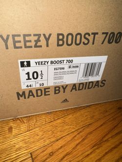 Yeezy Boost 700