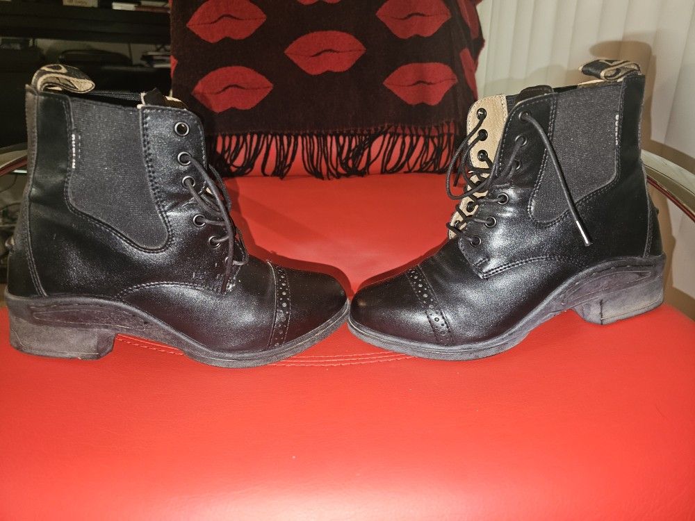 Dublin Altitude Leather Boots.  Size 3