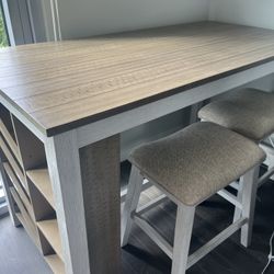 Dining Table And Chairs 
