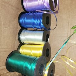 Curling Ribbon