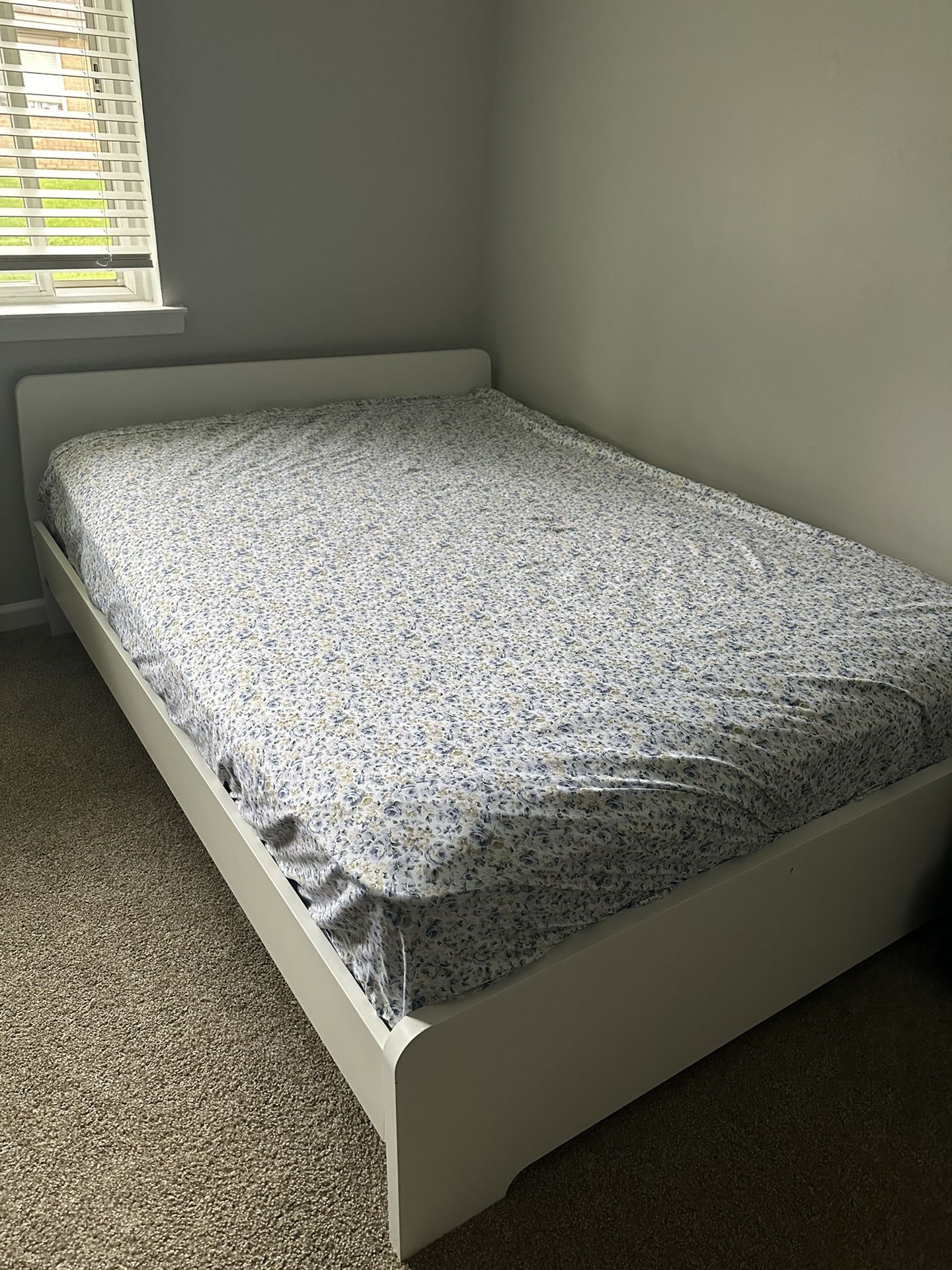 Queen Mattress + Bed Frame