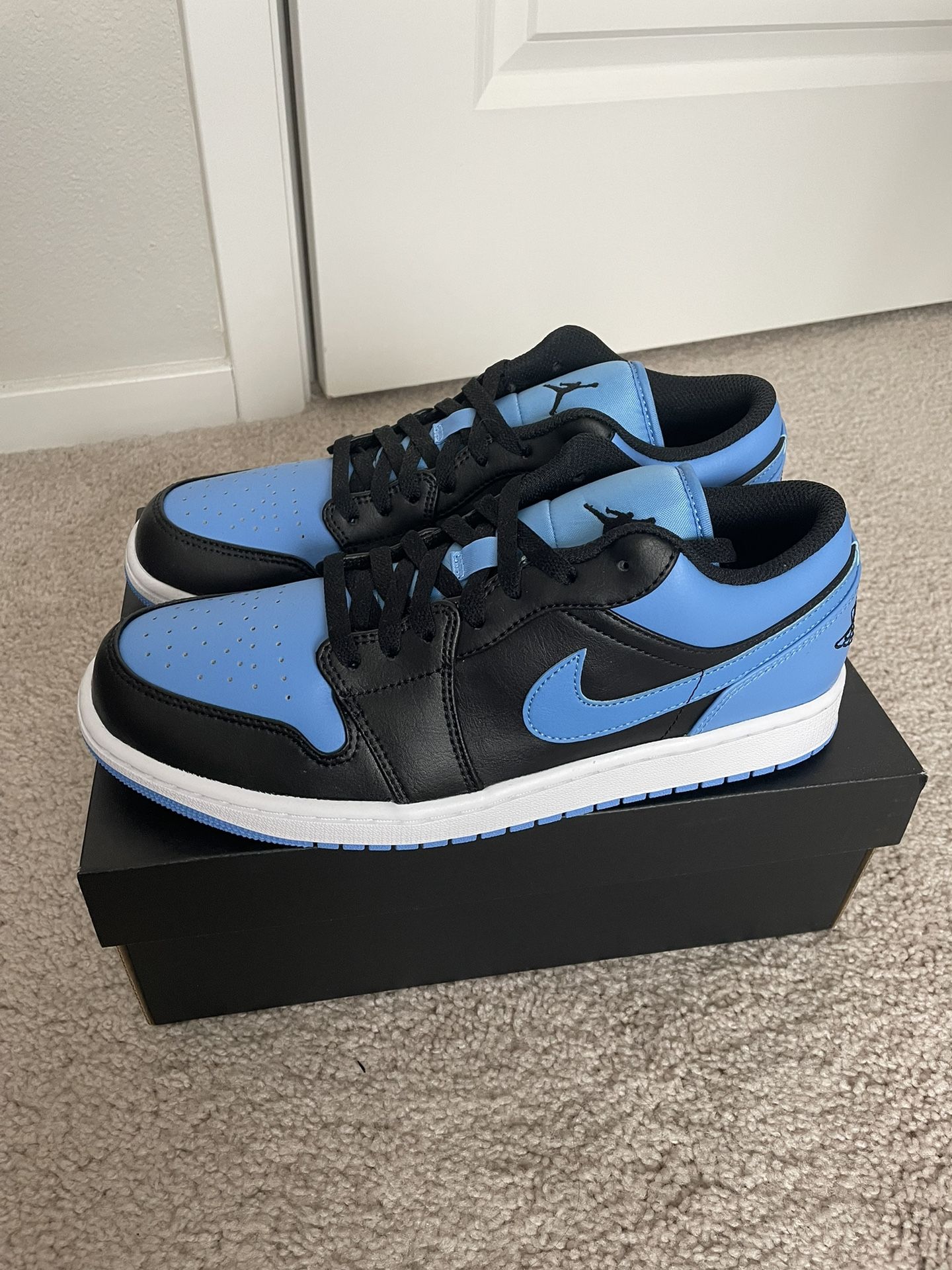 Air jordan 1 Low : UNC (brand new! 10)