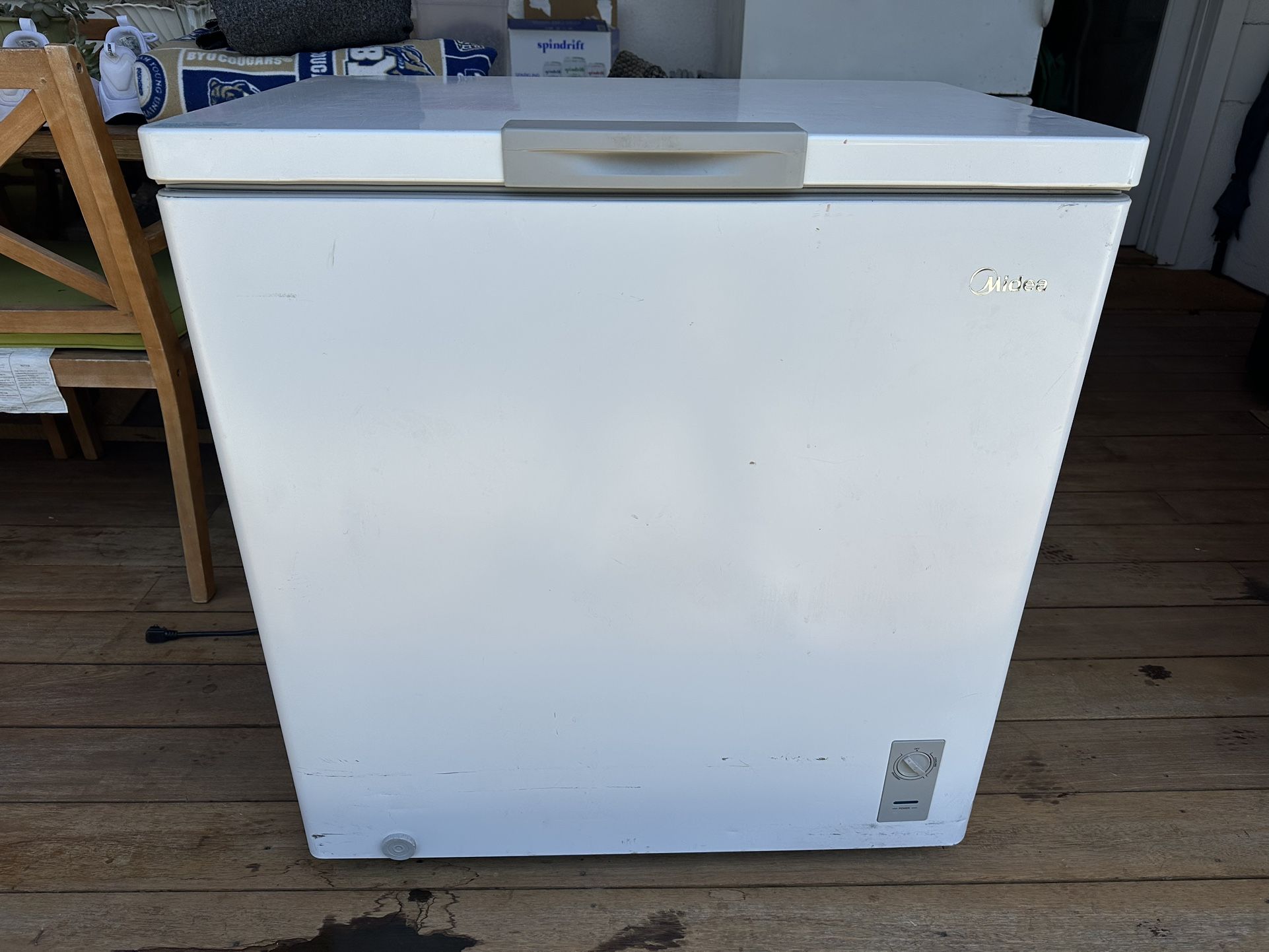 Midea Chest Freezer