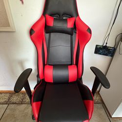 Laptop + Gaming Chair Bundle - Great deal !!⭐️