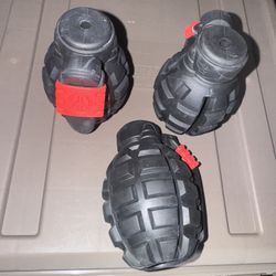 Dog Chew Toy & Treat Dispenser 