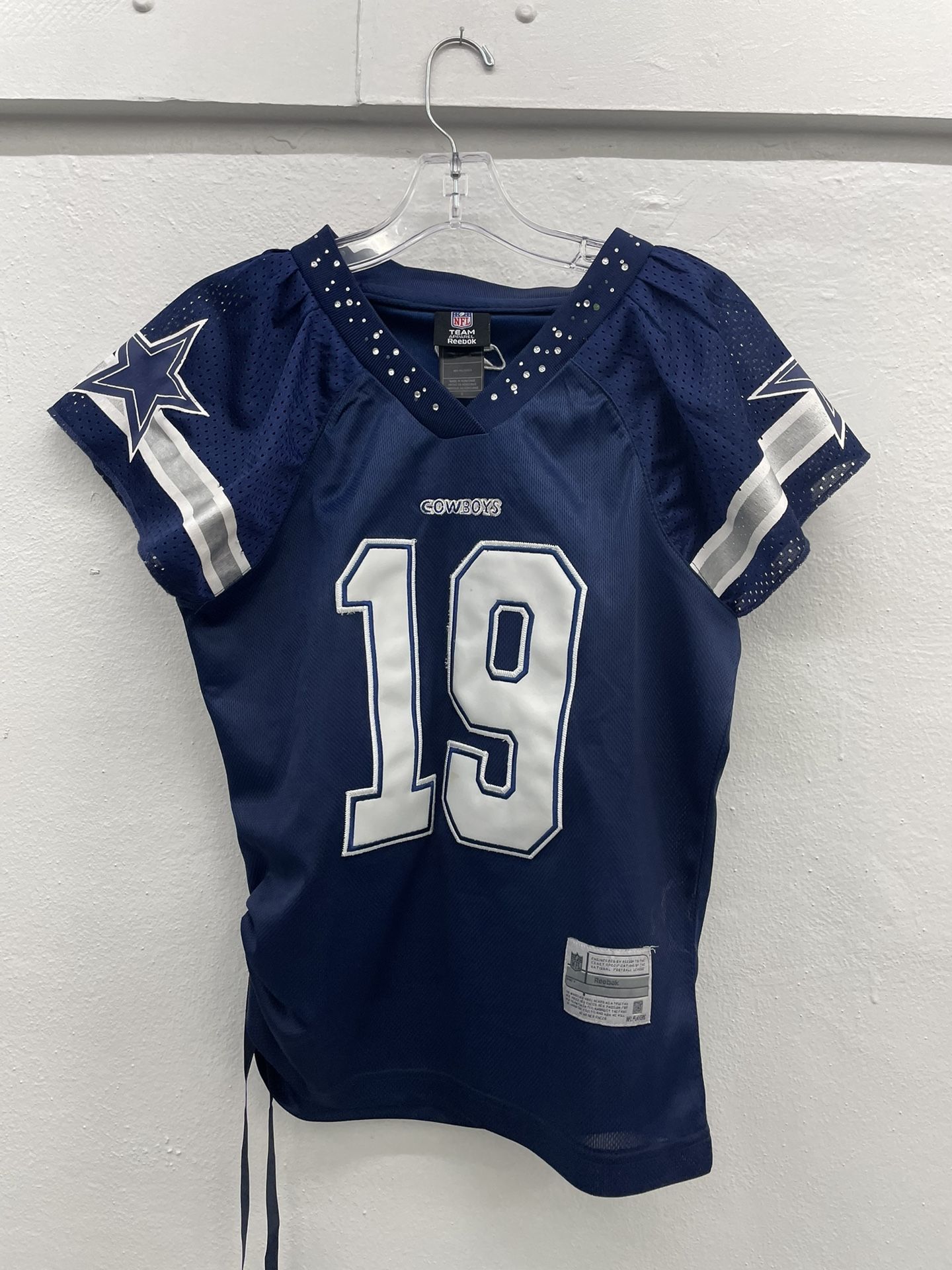Dallas Cowboys Shirt Size S. Item No 628 (Shopgoodwill)