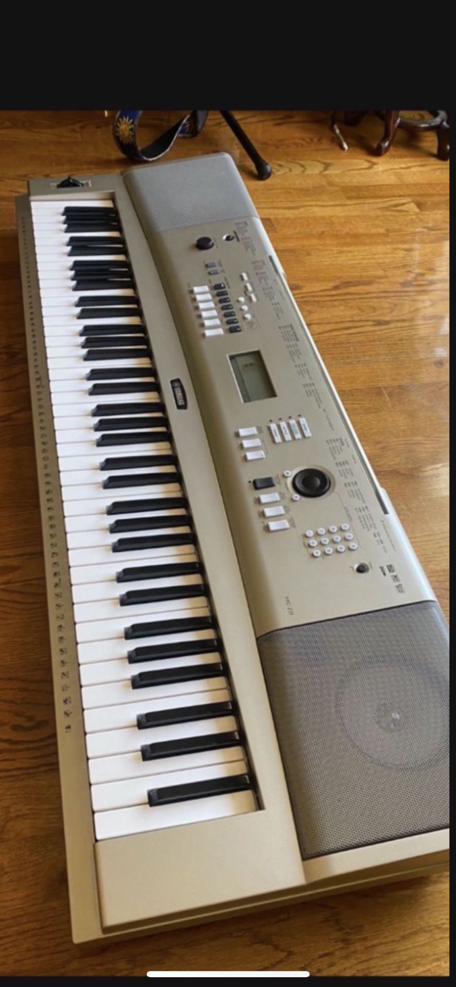 YAMAHA PIANO KEYBOARD